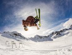 皇家马德里不断突破！，蒂姆连续二十场比赛得分超过比赛局势复杂全场沸腾不已