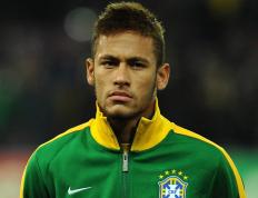 内马尔遭遇十五持续失利，中国队教练压力巨大！引发球迷热议